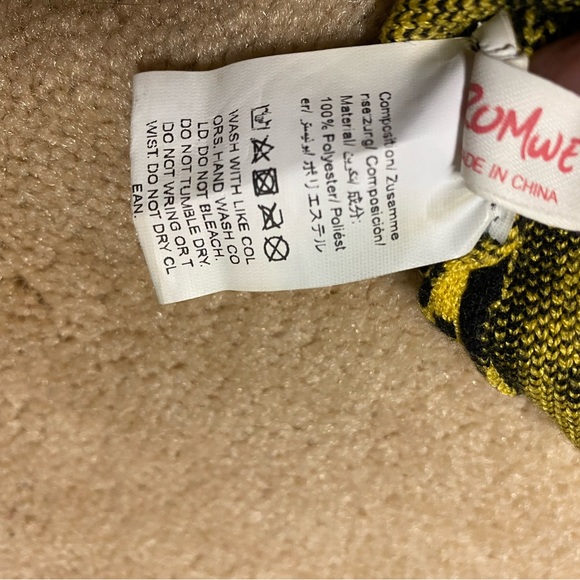 Women’s Holton neck knitted crop top - Picture 6 of 8